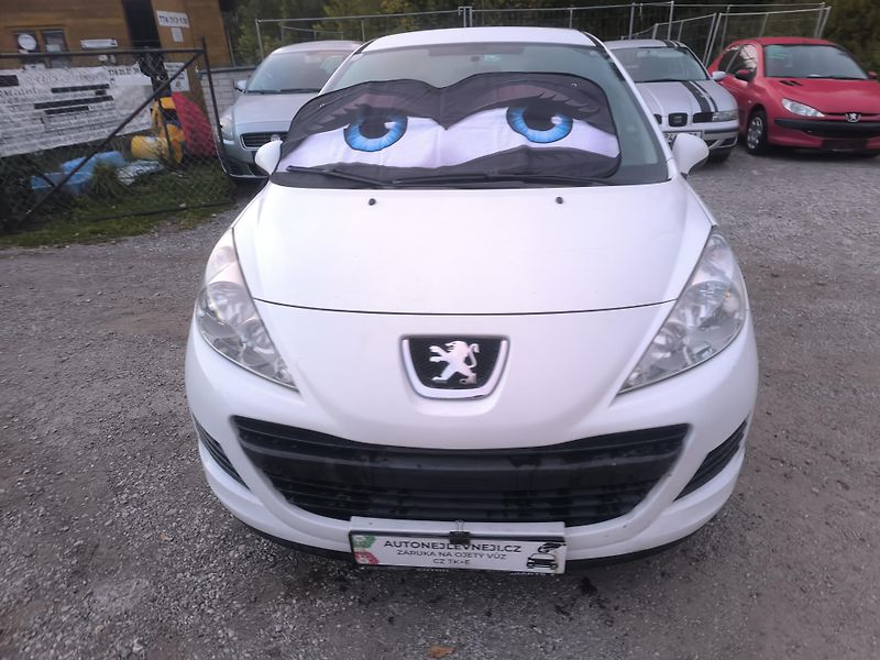 Peugeot 207 1,4i54KW,PĚKNÝ,120KM,1MAJ63LET - fotka 2 z 21