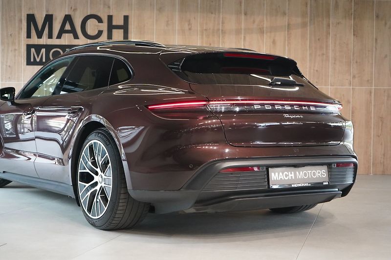 Porsche Taycan Sport Turismo, Pano, Matrix - fotka 14 z 50