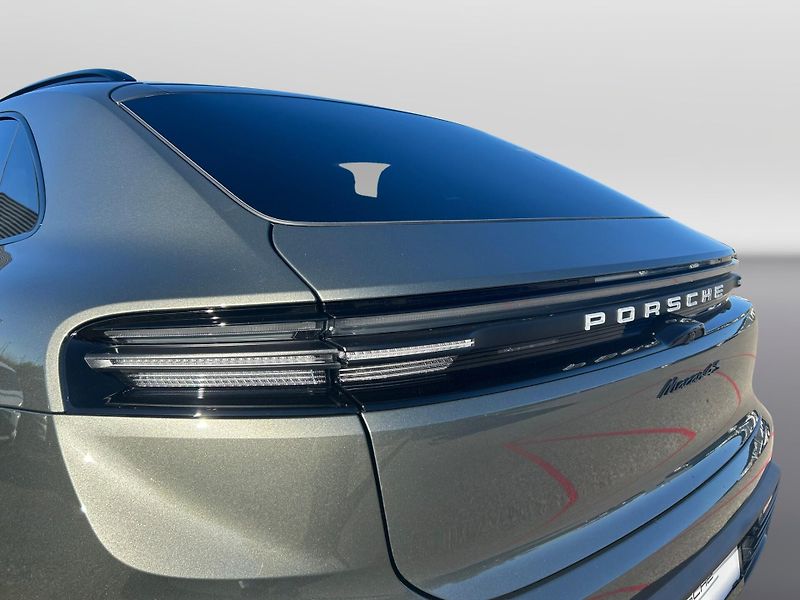 Porsche Macan (2026) 4S - fotka 10 z 30