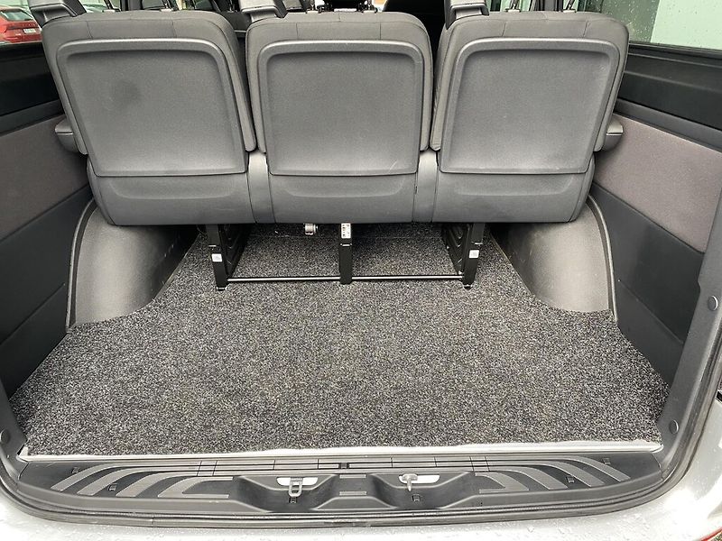 Mercedes-Benz Sprinter 215 CDI Tourer - fotka 24 z 24