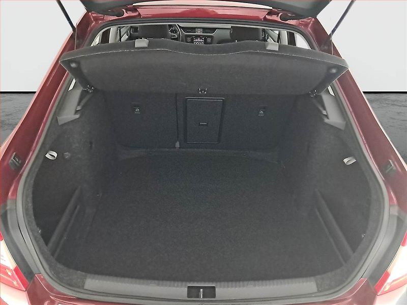Škoda Octavia (2016) 1.4 TSI, Automat, Bi-Xenony - fotka 14 z 18