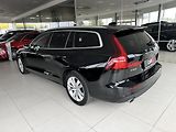 Volvo V60 B3 AUT*120kW*KeyLess*LED*Kamer - náhled 7