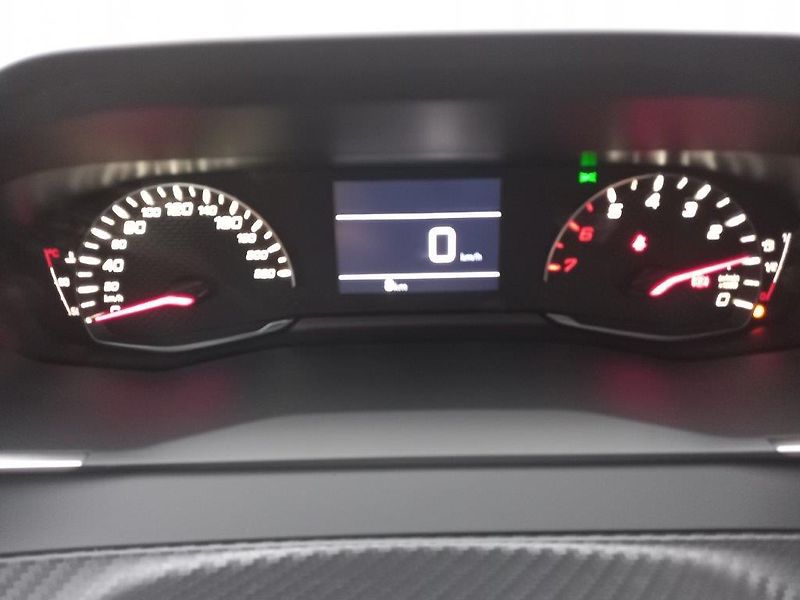 Peugeot 208 (2026) STYLE Turbo 100 MAN6  - fotka 21 z 31