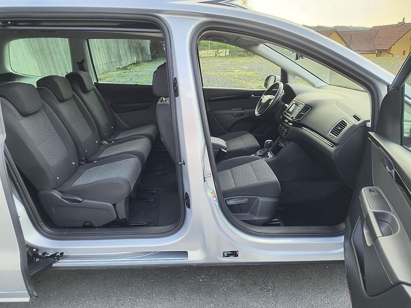 Seat Alhambra (2021) 1.4 TSI DSG 110KW/ NAVI/KAMERA - fotka 19 z 58