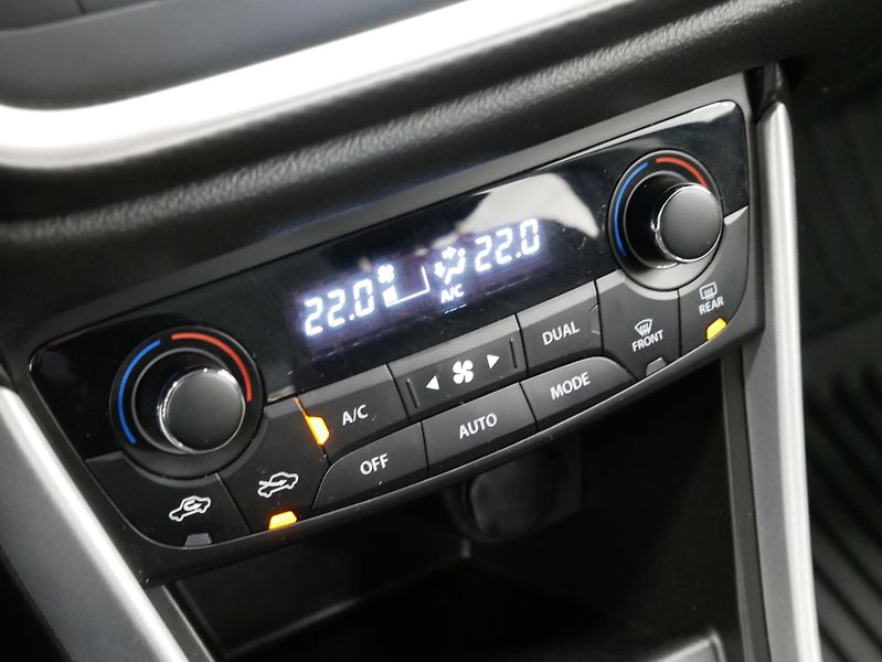 Suzuki SX4 - fotka 19 z 24