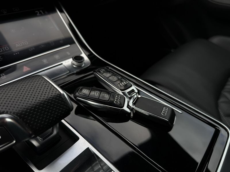 Audi SQ7 Quattro 320kW LASER/B&O/HUD - fotka 22 z 29
