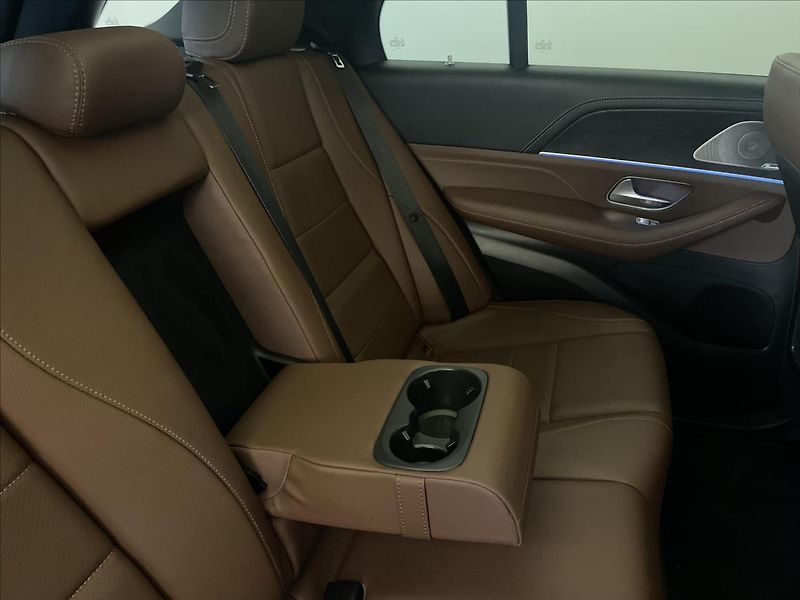 Mercedes-Benz GLE 450 d 4MATIC AMG Line - fotka 22 z 25