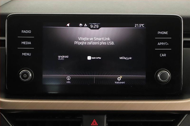 Škoda Kamiq (2020) Style 1.5 TSI, Automat - fotka 15 z 20