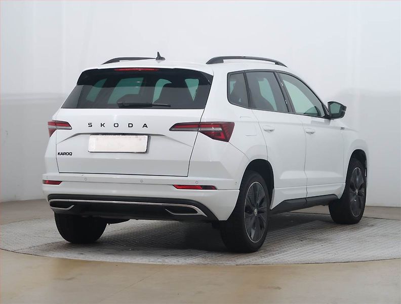 Škoda Karoq (2024) Sportline 1.5 TSI - fotka 5 z 22