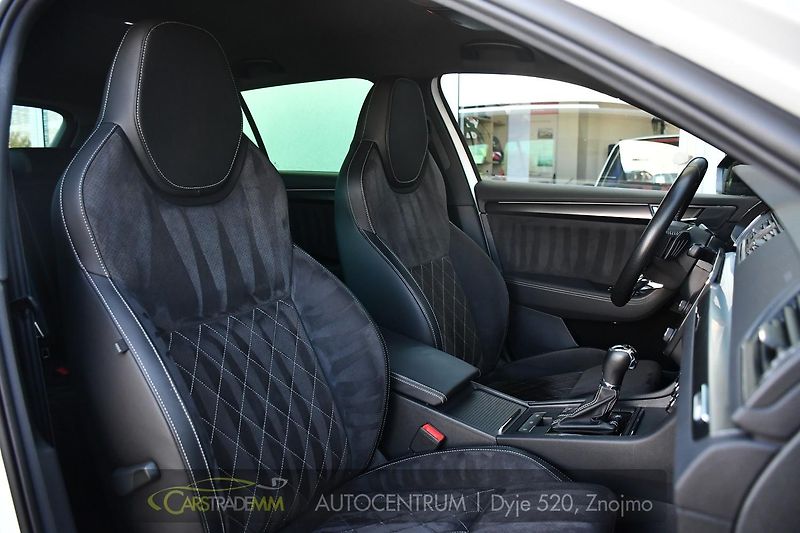 Škoda Superb 2,0TDI SPORTLINE 147KW DSG 4x4 - fotka 17 z 56