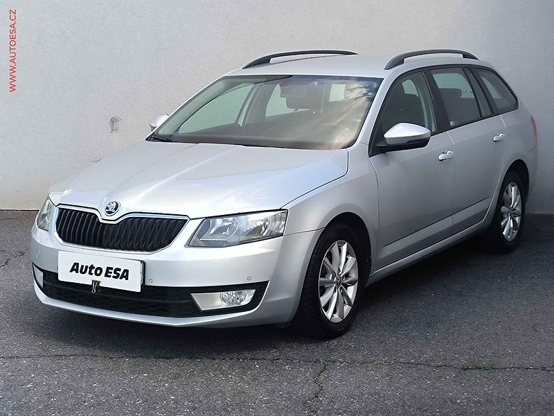 Škoda Octavia (2017) 1.6 TDi, ČR, DSG - fotka 3 z 17