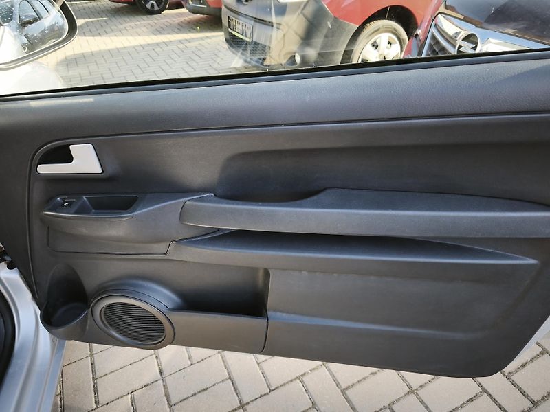 Volkswagen Fox (2009) 1,2 40kW - fotka 21 z 23