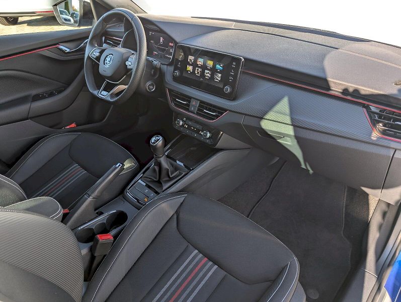 Škoda Scala (2024) 1,0 TSI / 85 kW Monte Carlo - fotka 10 z 30