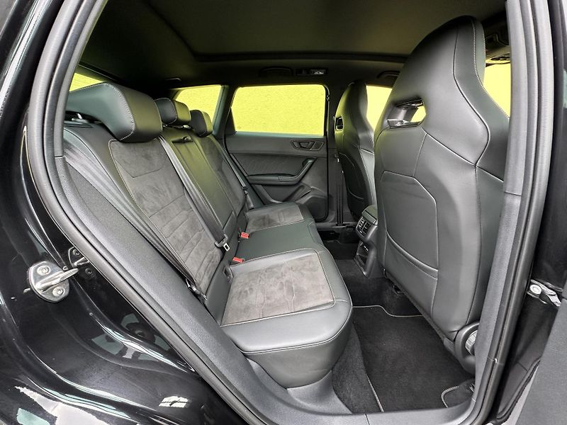 Cupra Ateca (2022) 2.0TSI*4x4* DSG*1.Maj*Virtual* - fotka 29 z 47