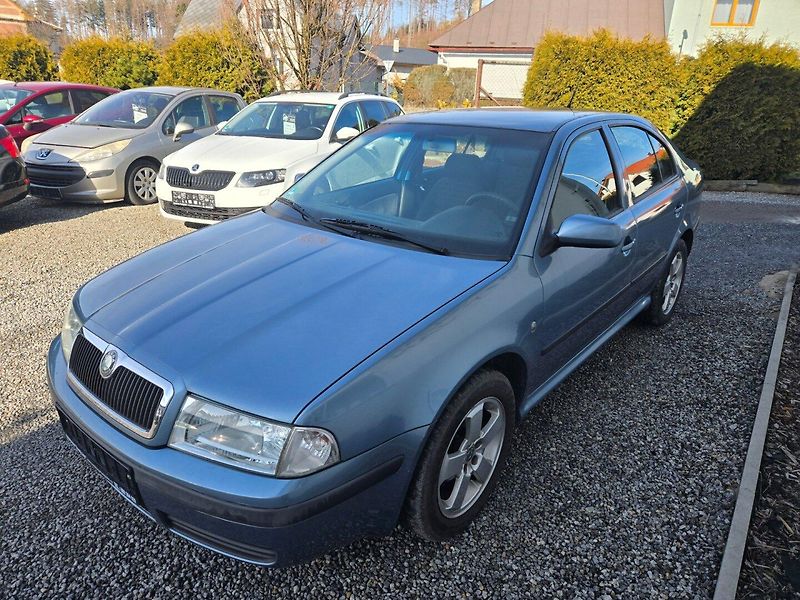 Škoda Octavia (2008) 1.6 MPI Zimáky,TOP - fotka 5 z 32
