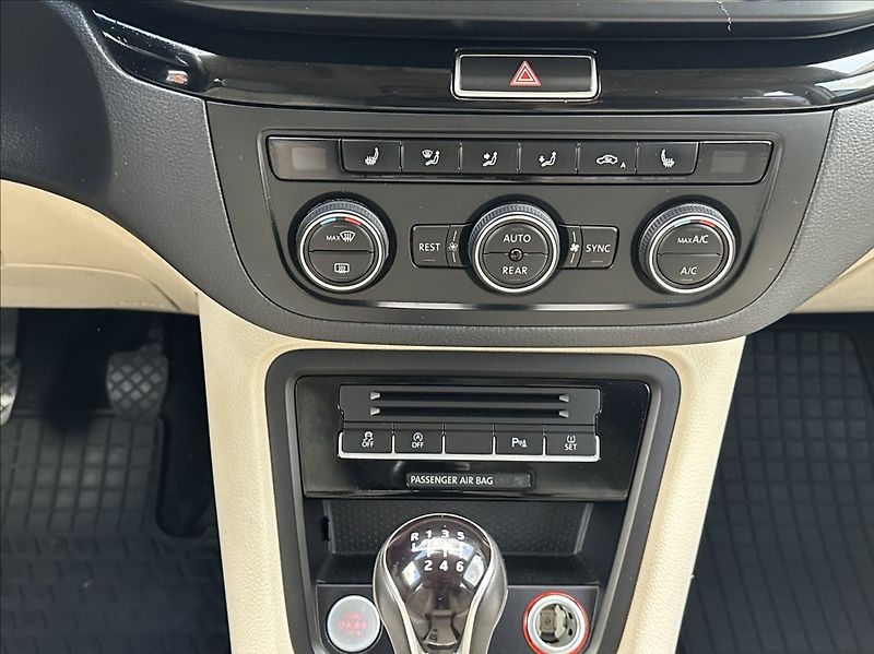 Seat Alhambra 1,4 TSI 150PS  Style-7 - fotka 28 z 52