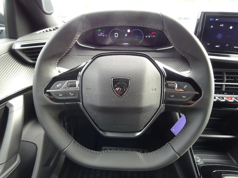Peugeot 2008 (2026) ALLURE Hybrid 145k e-DCS6 - fotka 23 z 45