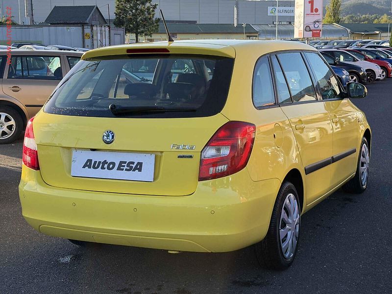 Škoda Fabia (2011) 1.2 TSI - fotka 4 z 16