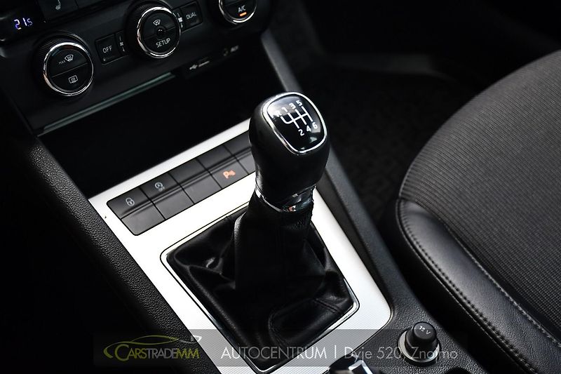 Škoda Octavia 2.0TDi PDC KESSY  - fotka 21 z 38