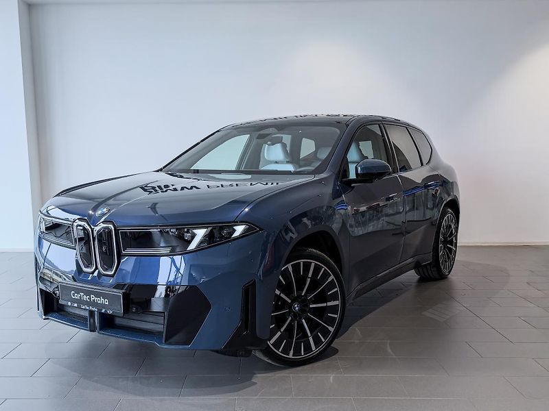 BMW iX3 50 xDrive - fotka 2 z 8
