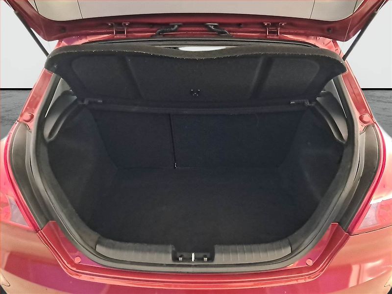 Kia Ceed (2011) 1.6 CVVT, po STK, jezdí dobře - fotka 13 z 15