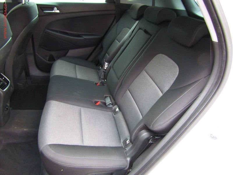 Hyundai Tucson (2020) 1.6 CRDi, ČR, Adventure - fotka 10 z 20