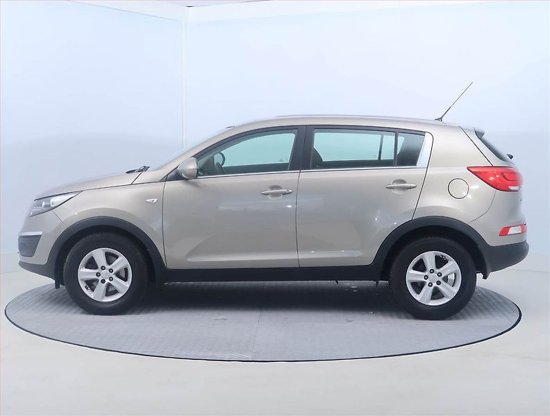 Kia Sportage (2015) 1.6 GDI - fotka 3 z 14
