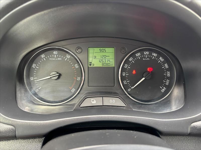 Škoda Fabia 1,4 16V  Active CZ - fotka 14 z 19