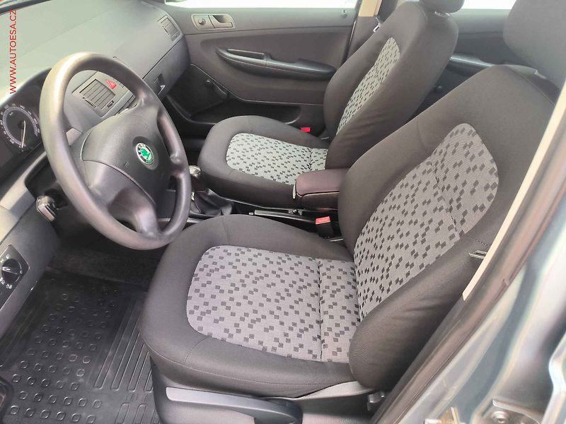 Škoda Fabia (2005) 1.2i, ČR - fotka 9 z 12
