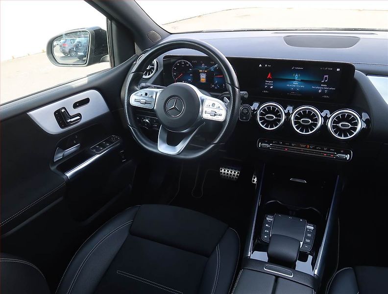 Mercedes-Benz Třídy B (2021) AMG line B 200 d 4MATIC - fotka 7 z 22