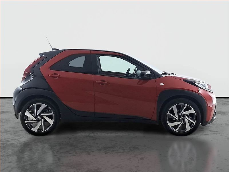 Toyota Aygo (2023) 1.0 VVT-i, Automat, ČR,1.maj - fotka 6 z 20