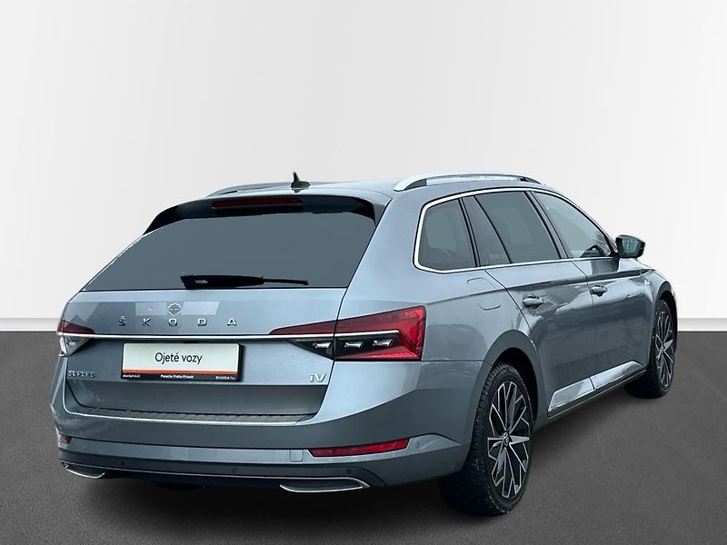 Škoda Superb iV L&K 1.4 TSI HYBRID PHEV - fotka 2 z 23