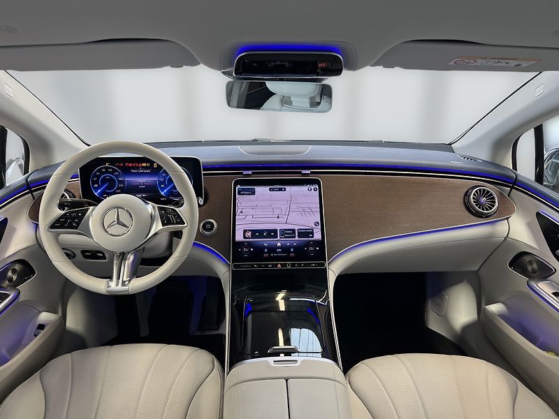 Mercedes-Benz EQE Berline 350 4MATIC AMG Line - fotka 14 z 22