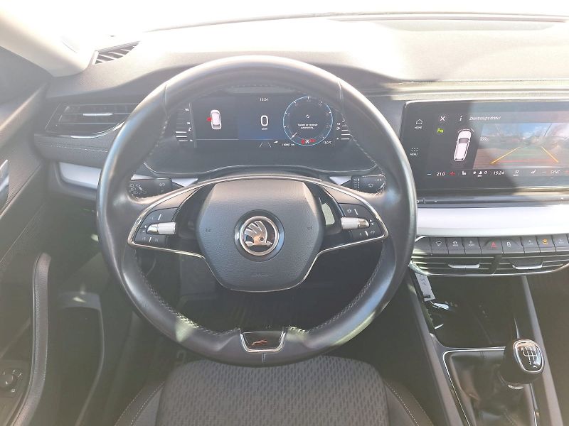 Škoda Octavia (2021) COMBI / 1.5 TSI / 110kW / 6MP - fotka 5 z 34