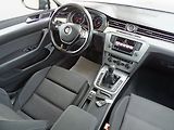 Volkswagen Passat 2.0TDI Comfort Adaptiv Navi - náhled 22