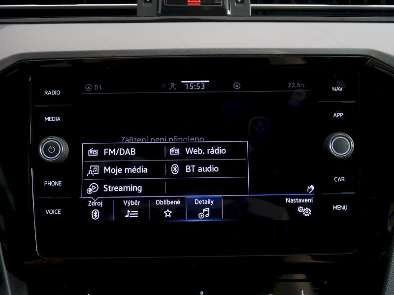 Volkswagen Passat (2023) BUSINESS PREMIUM 2.0TDI 110KW - fotka 25 z 42