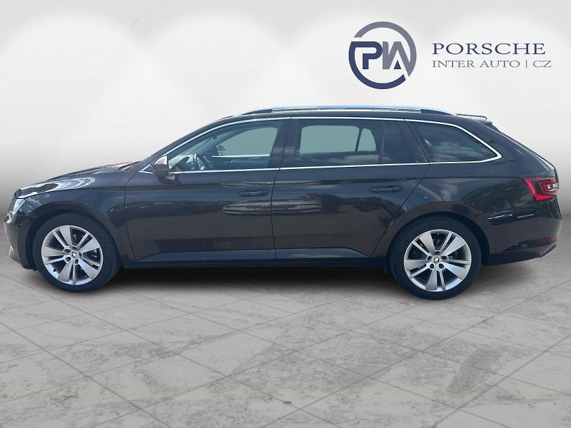 Škoda Superb Style Plus 2.0 TDI 140kw DSG 4 - fotka 3 z 26