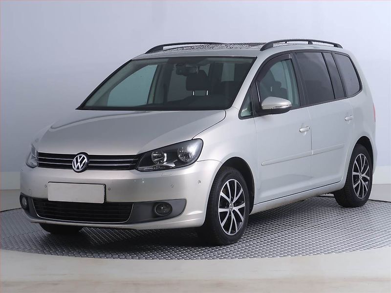 Volkswagen Touran (2012) Comfortline 1.4 TSI, 7 míst - fotka 2 z 22