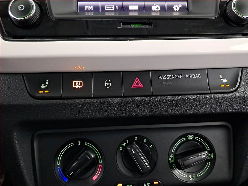 Škoda Fabia (2015) 1.2 TSI, Tempomat - fotka 16 z 20