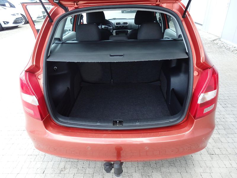 Škoda Fabia 1.4 16V KLIMA ZÁLOHOVÁNO - fotka 9 z 15