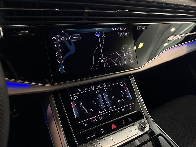 Audi Q8 50TDI S-line Quattro 210 kW - fotka 24 z 27