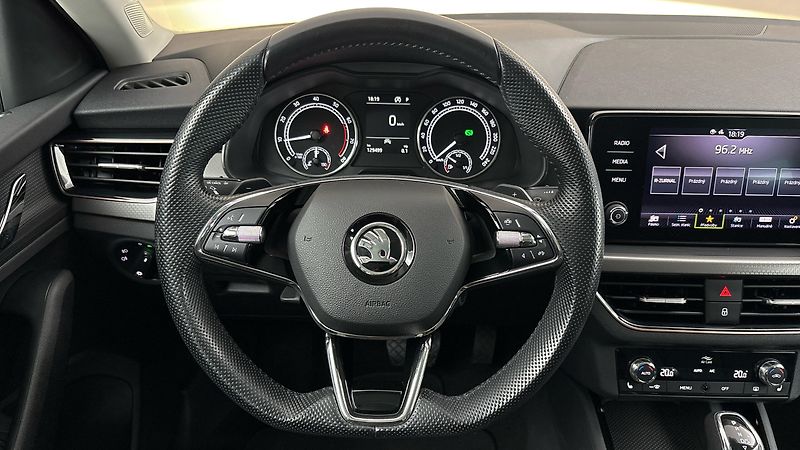Škoda Scala 1.5 TSI DSG Style - fotka 9 z 26