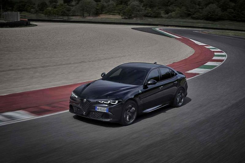 Alfa Romeo Giulia a Stelvio Super Sport