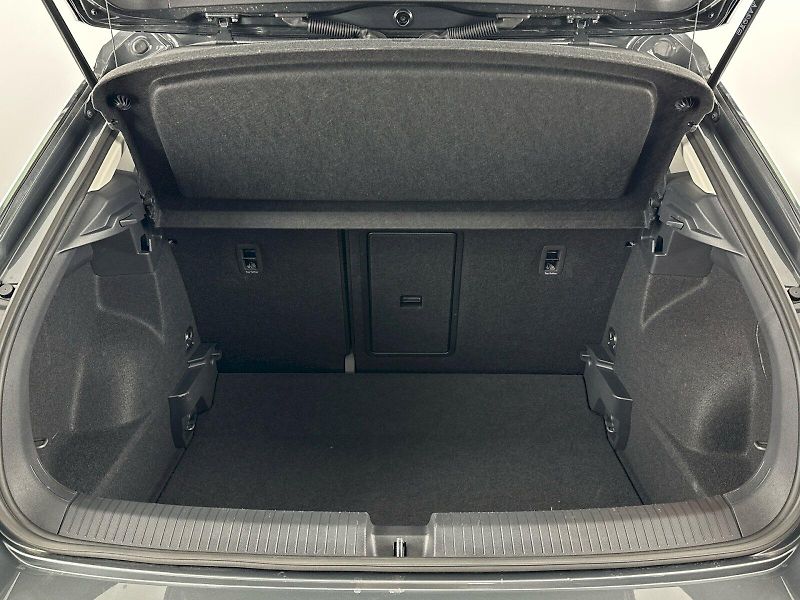 Volkswagen T-Roc (2025) Life GOAL 1.0 TSI 85kW - fotka 27 z 27