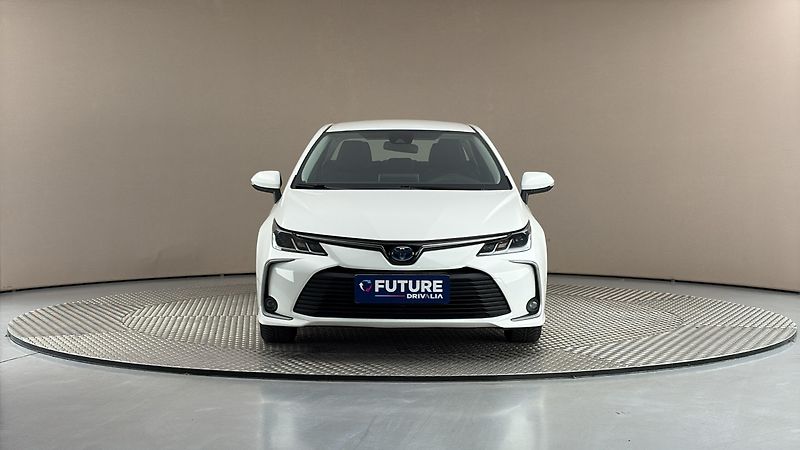 Toyota Corolla 1.8 Hybrid AUT Active Sedan - fotka 3 z 24