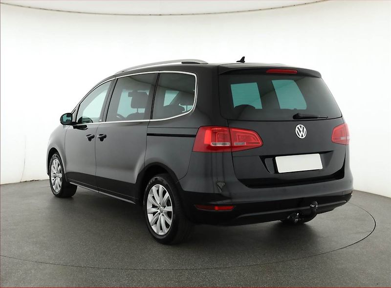 Volkswagen Sharan (2012) 2.0 TDI, 7 míst, Navi, Xenony - fotka 4 z 22