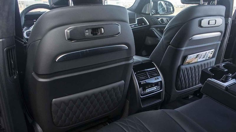 X7 představuje u bavorské automobilky vrchol nabídky mezi SUV.