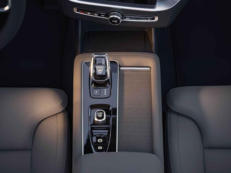 Oblíbené Volvo XC90 dostalo díky modernizaci dalších pár let k dobru.