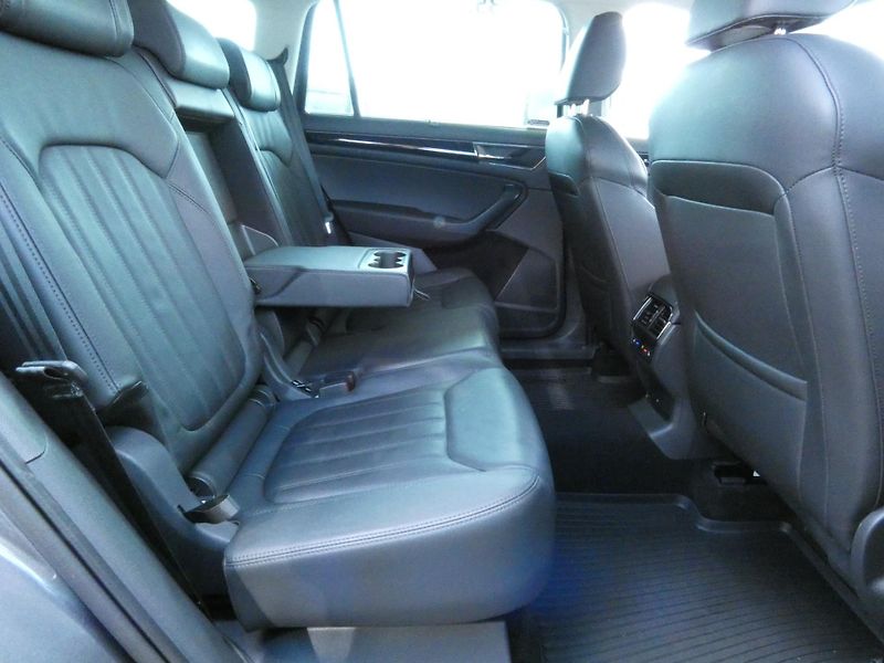 Škoda Kodiaq (2023) L&K 2.0 TDI 147KW DSG 4x4 - fotka 26 z 30