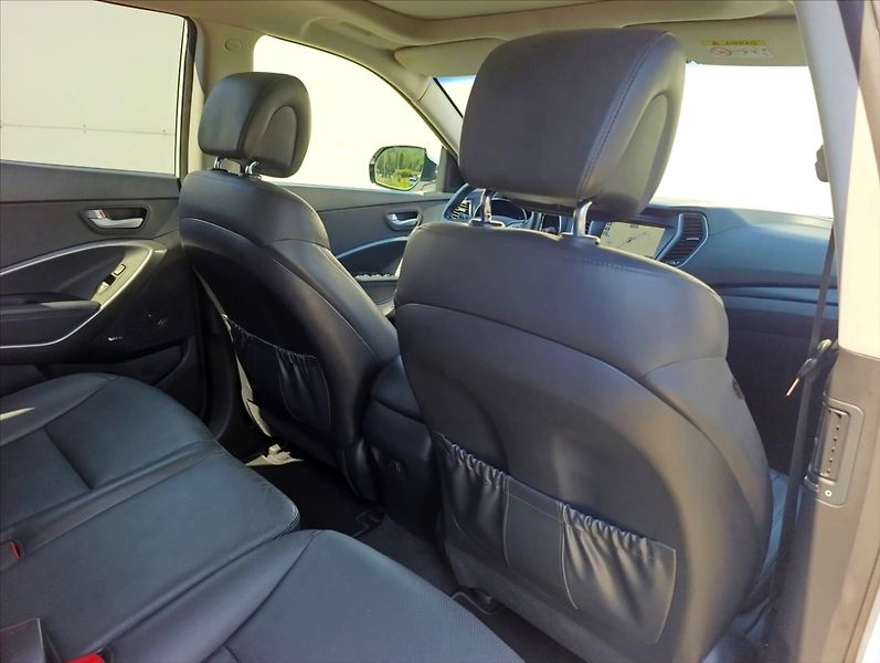 Hyundai Santa Fe 2,2 CRDi 4x4 Aut., Navi Kamera - fotka 24 z 45